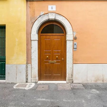 Апартаменты L'Atelier Del Centro: Tra Design, Storia E Fascino Брешия Экстерьер фото